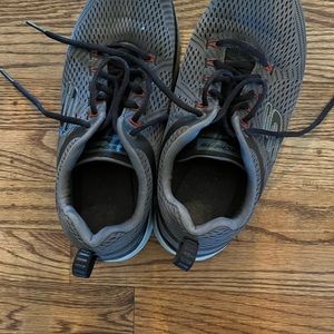 Skechers light weight 8.5 shoes 4e wide